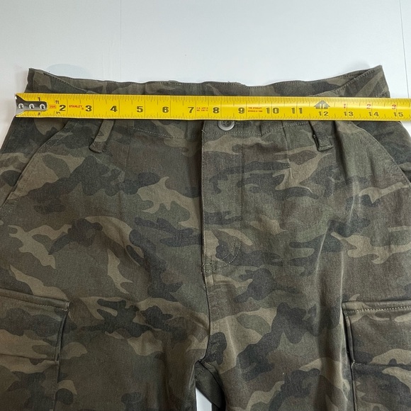 NWOT VICI Women's Green Camo Cargo Pants Stretch Size Large - Picture 7 of 10